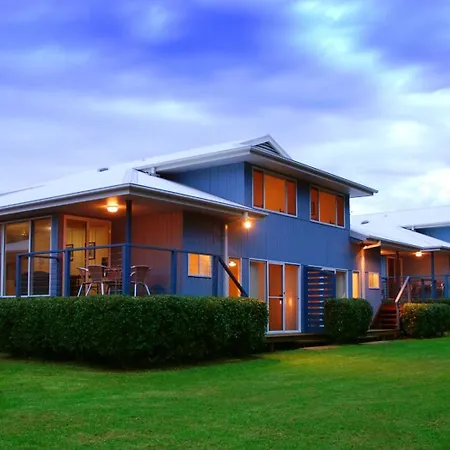 Flynns On Surf Beach Villas-2