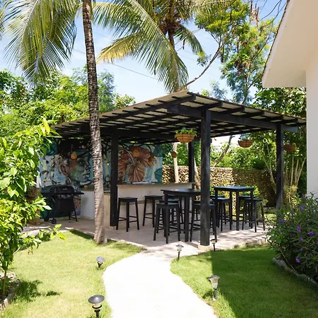 Garden By The Sea-2