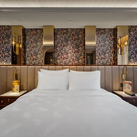 Peridot Gallery Classic Hotel-2