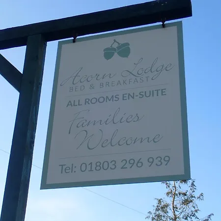 Acorn Lodge-3