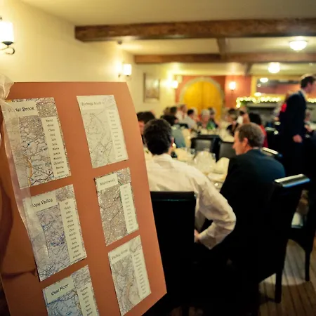 Norfolk Arms Hotel, Ringinglow-2