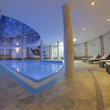 Hotel Krysztal Conference & Spa-3