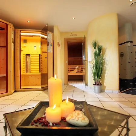 Sport und Familienhotel Klausen-3
