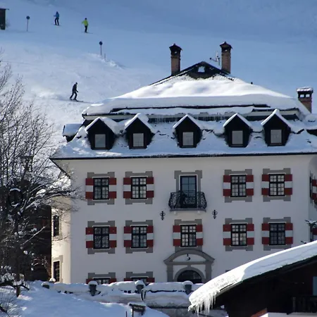 Aparthotel Ansitz Felsenheim-3