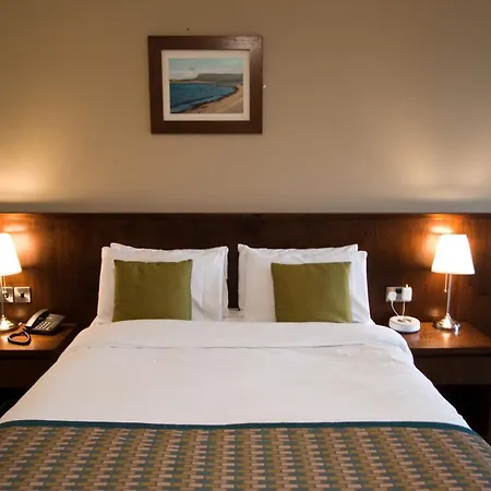 Strandhill Boutique Hotel Lodge And Suites-3