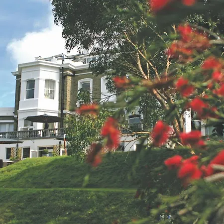 Trenython Manor Resort-2