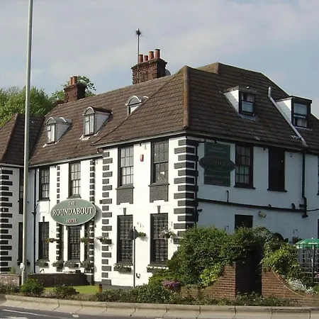 The Roundabout Hotel-3