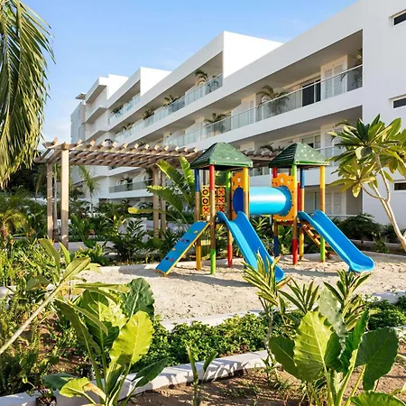 Wyndham Residences Santa Marta Aluna Beach Club-3