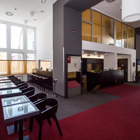 Hotel 99-3