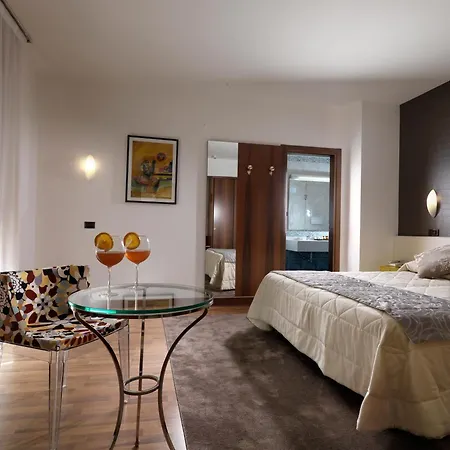 Hotel Al Pino Verde-3