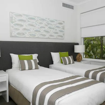 Emerald Noosa-2
