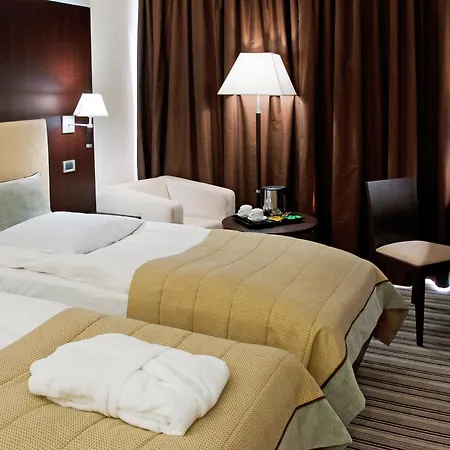 Premier Hotel Dnister-2