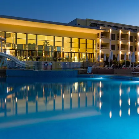 Hotel Perla Beach Club-3