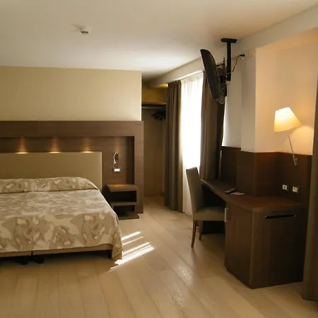 Grand Hotel Miramonti-3
