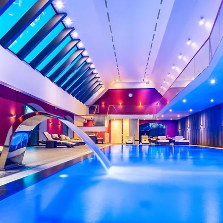 Uroczysko Siedmiu Stawow Luxury Hotel-3