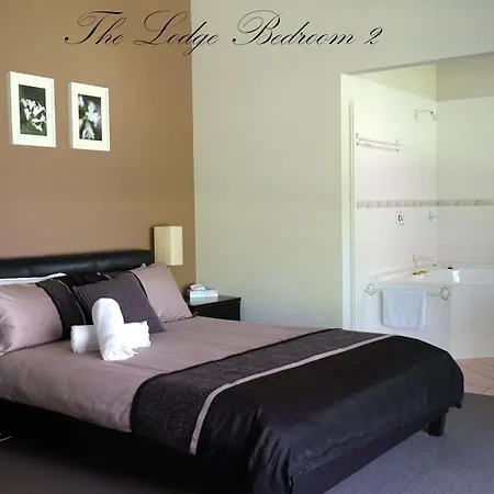 Harmony Forest Cottages & Lake Side Lodge-2