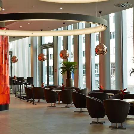H4 Hotel Muenchen Messe-2