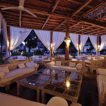Sandies Tropical Village-2