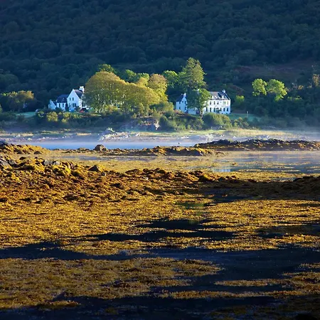 Kinloch Lodge Hotel And Restaurant-2
