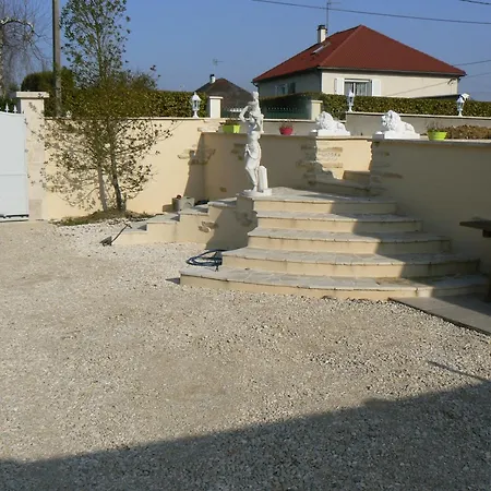 Le Manoir des Chapelles-2