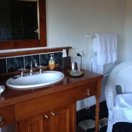 Greengate Bed And Breakfast-3