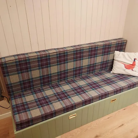 Abbeyview House B&B And Glamping-3