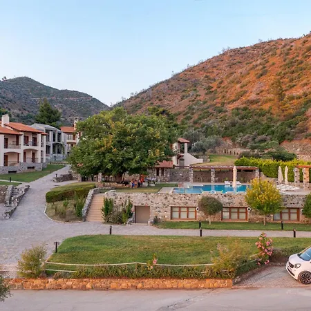 Kaminos Wellness Resort & Spa-3