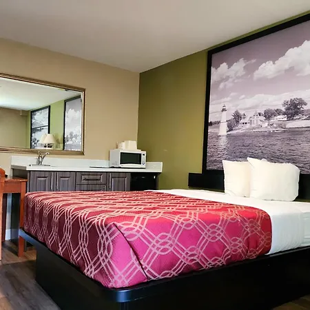 Super 8 By Wyndham Pembroke-3