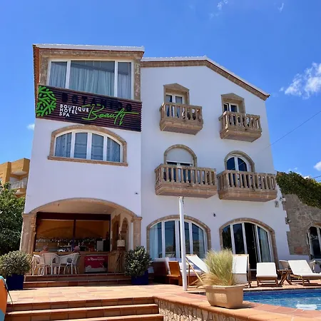 Botanico Boutique Suites-3
