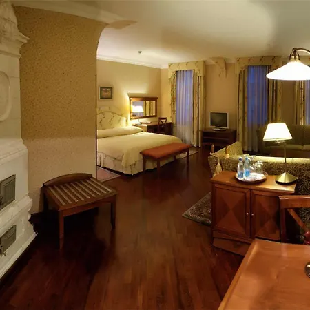 Swiss Hotel-2