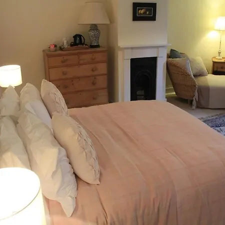 Church Farmhouse B & B-2