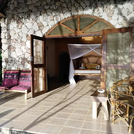Karamba Eco Boutique Hotel-3