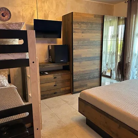 Triangolo Delle Bermuda B&B-2