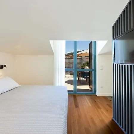 Villa Rosa Residence-3