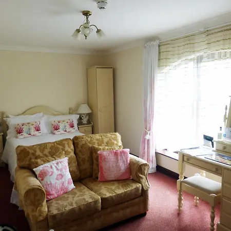 The Firs Guesthouse-2