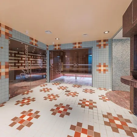 Aiden By Best Western Clermont-Ferrand - Le Magnetic Hotel & Spa-2