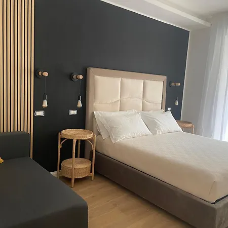 Wow Rome Home-3