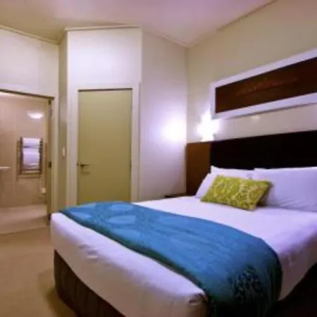 Vr Takapuna-3