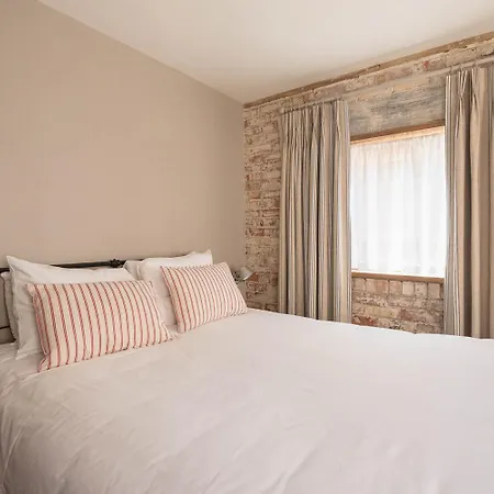 Rocksalt Rooms-2