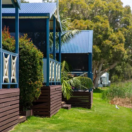 Two Shores Holiday Park-2