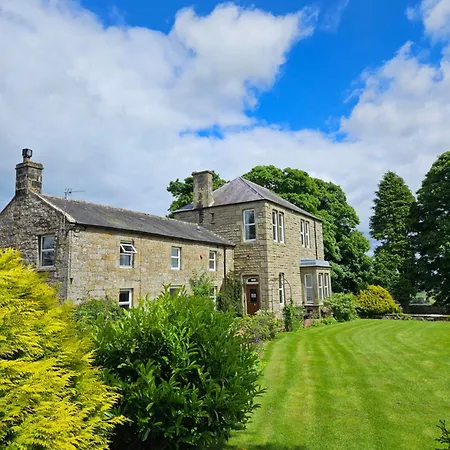 Dunns Houses Farmhouse B&B-3