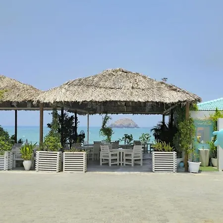 Royal Beach Hotel & Resort-3
