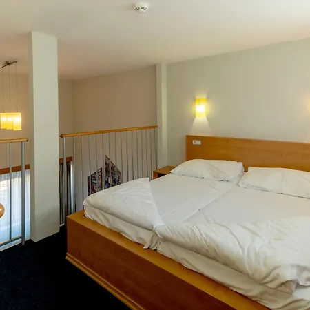 Hotel Aquacity Seasons-3