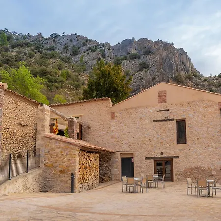 Hotel Hostal De La Trucha-3