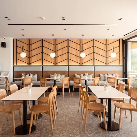 Nobus Hotel & Spa-3
