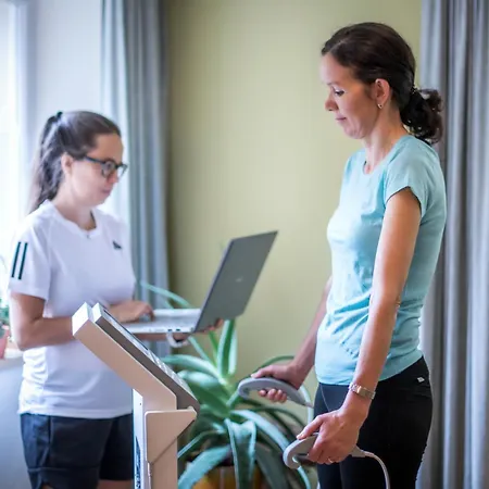 Sporthotel Zoll-2