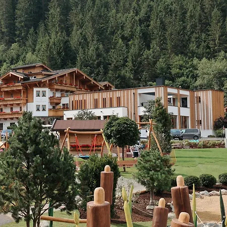 Habachklause Familien Bauernhof Resort-2