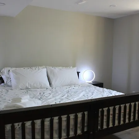 Boardwalk Homes - Executive Townhomes-3