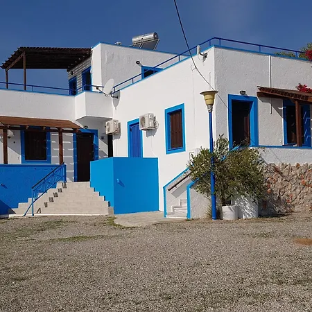 Andreas Studios-2