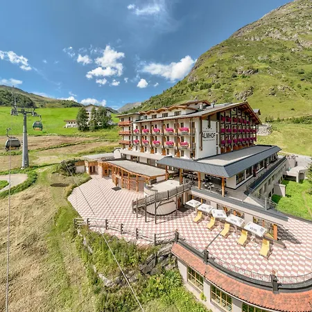 Hotel Almhof-2